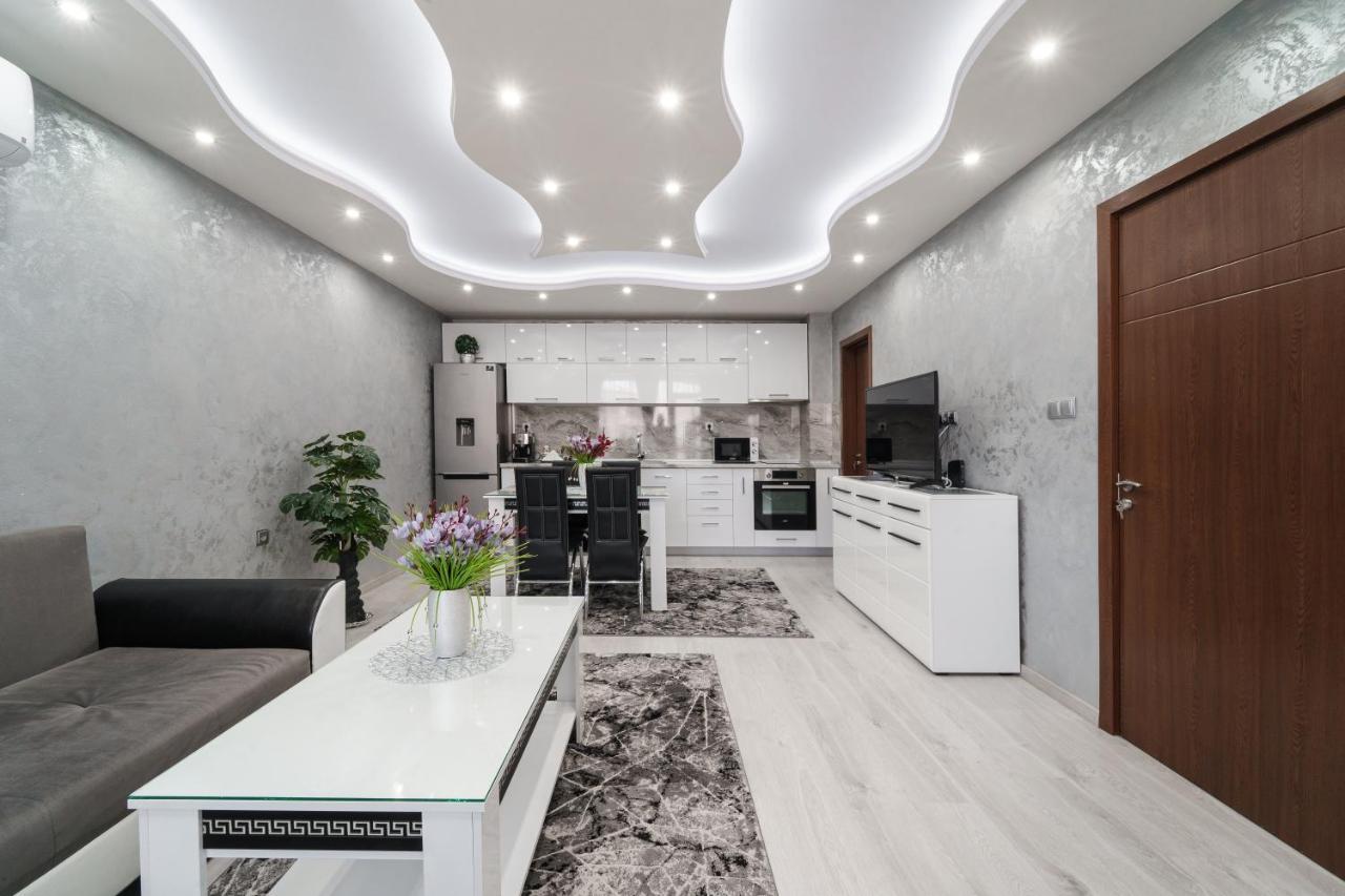 City Apartments - A Brand New Luxury & Comfy 2 Asenovgrad Buitenkant foto
