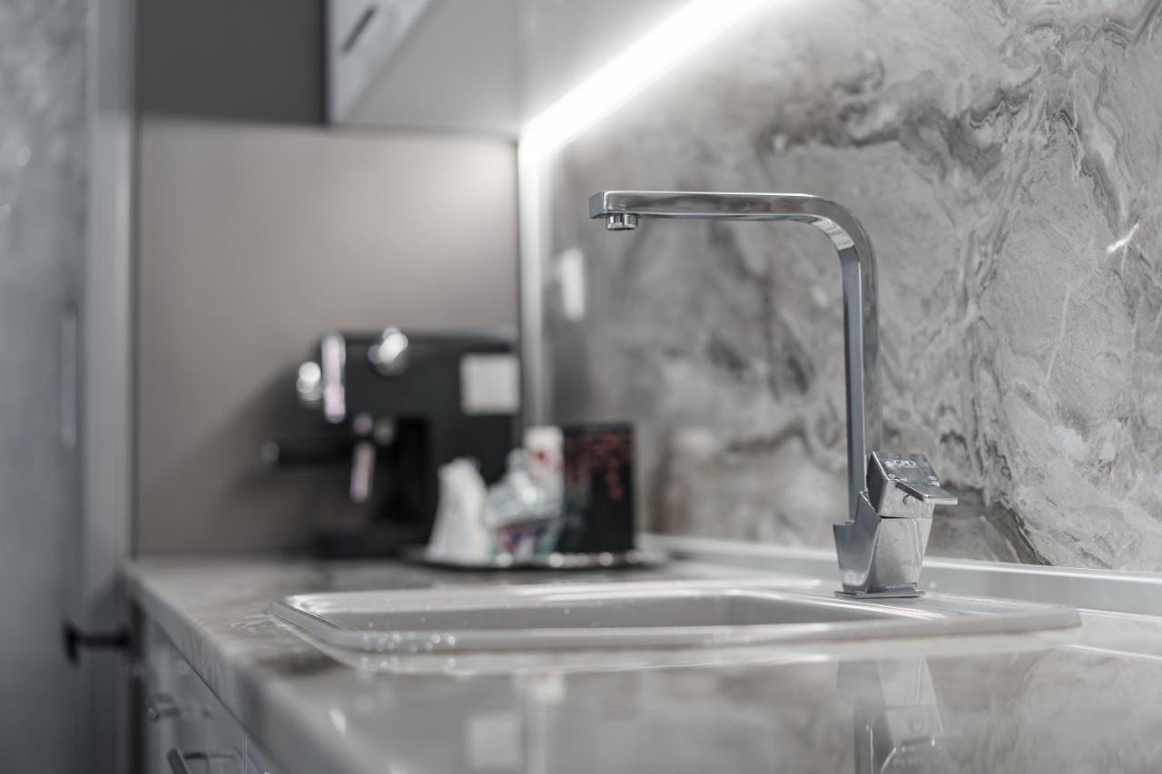 City Apartments - A Brand New Luxury & Comfy 2 Asenovgrad Buitenkant foto