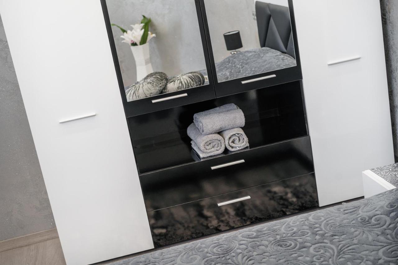 City Apartments - A Brand New Luxury & Comfy 2 Asenovgrad Buitenkant foto